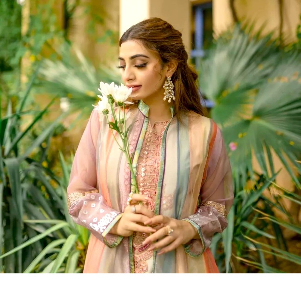 Zahra Ahmed medium original pret Maria b Sana safinaz asim Jofa